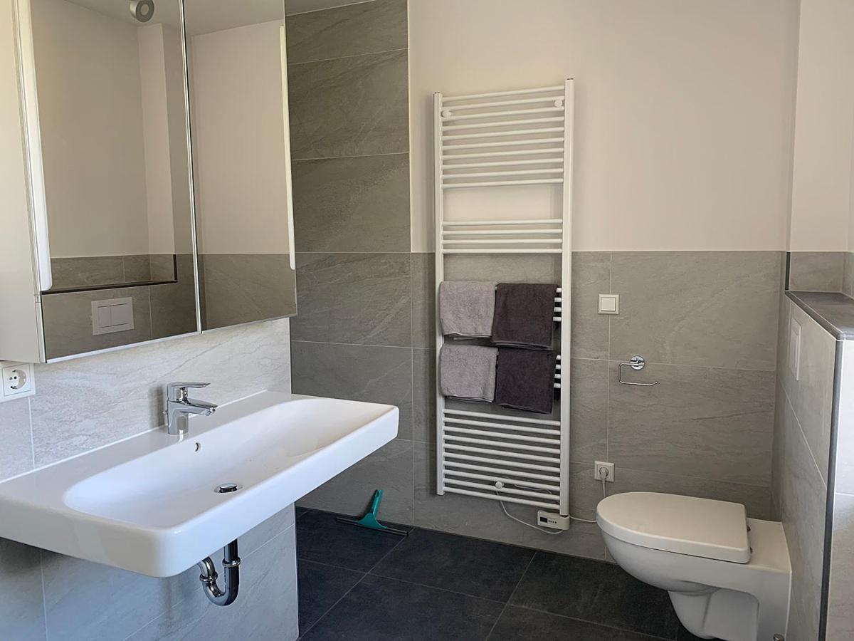Vogelzug, Ferienwohnung Fuer 4 Persoen - Erwachsene Oder Kinder - In De Feerjenhusen Am Haubarg Von Vollerwiek, Fertigstellung April 2020 Extérieur photo